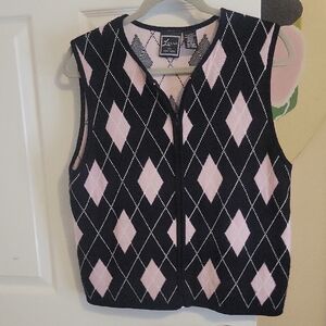 Lennie LNY New York SzMed Zip up front Argyle Patterned Sweater Vest